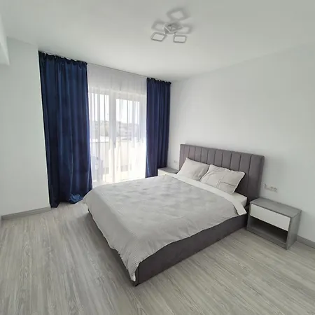 Decebal Apartment *